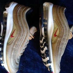 Nike Air Max '97 GS Metallic Gold 🔸4.5y